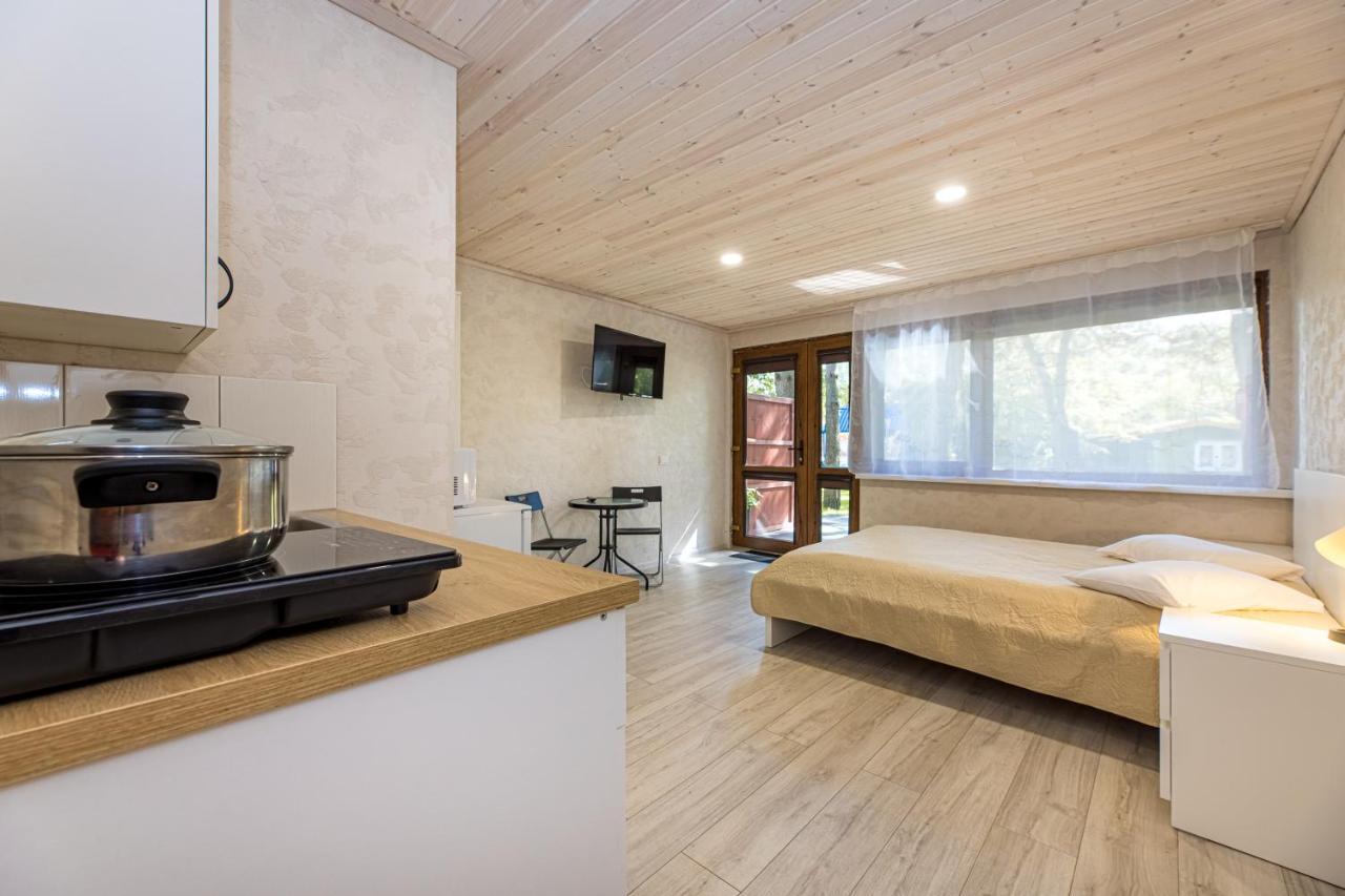 Poilsio Namai Banga Sventojoje Aparthotel ซเวนตายิ ภายนอก รูปภาพ