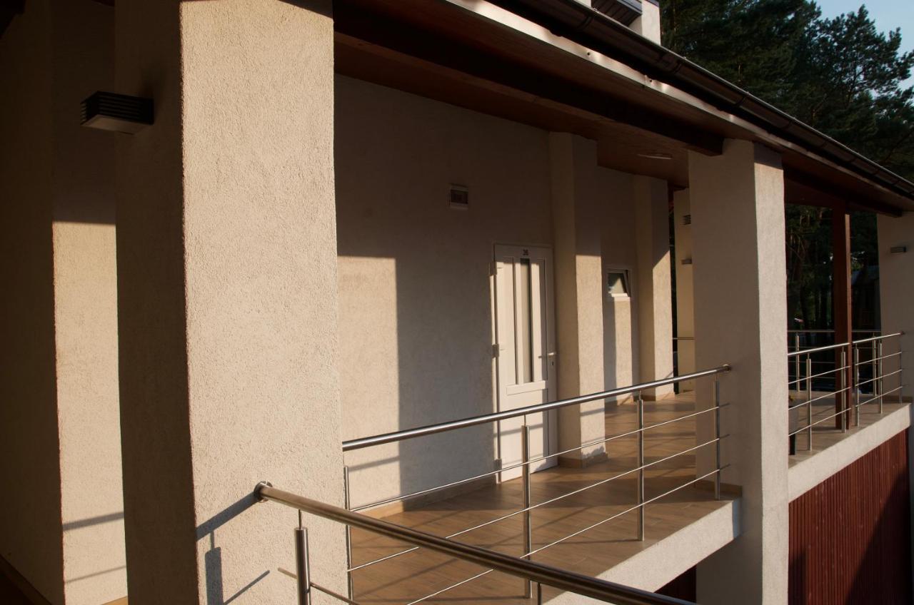 Poilsio Namai Banga Sventojoje Aparthotel ซเวนตายิ ภายนอก รูปภาพ